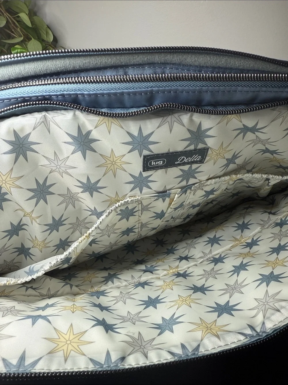 Lug Delta 17” Laptop Case Bluemoon Quilted Crossbody NWT